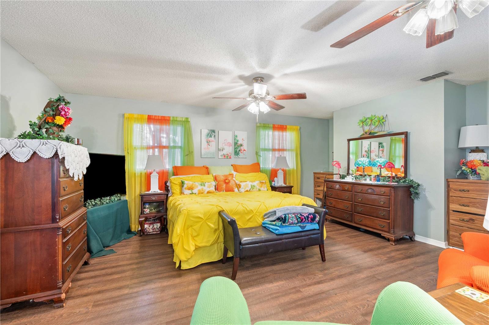 132 E BELT AVE, BUSHNELL, FL, 33513