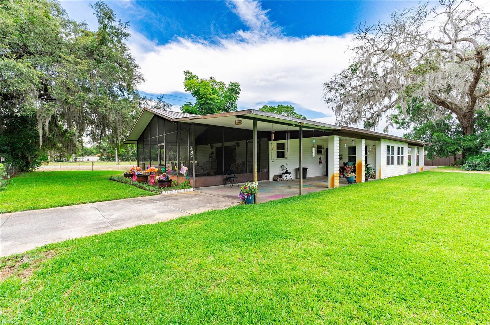 132 E BELT AVE, BUSHNELL, FL, 33513