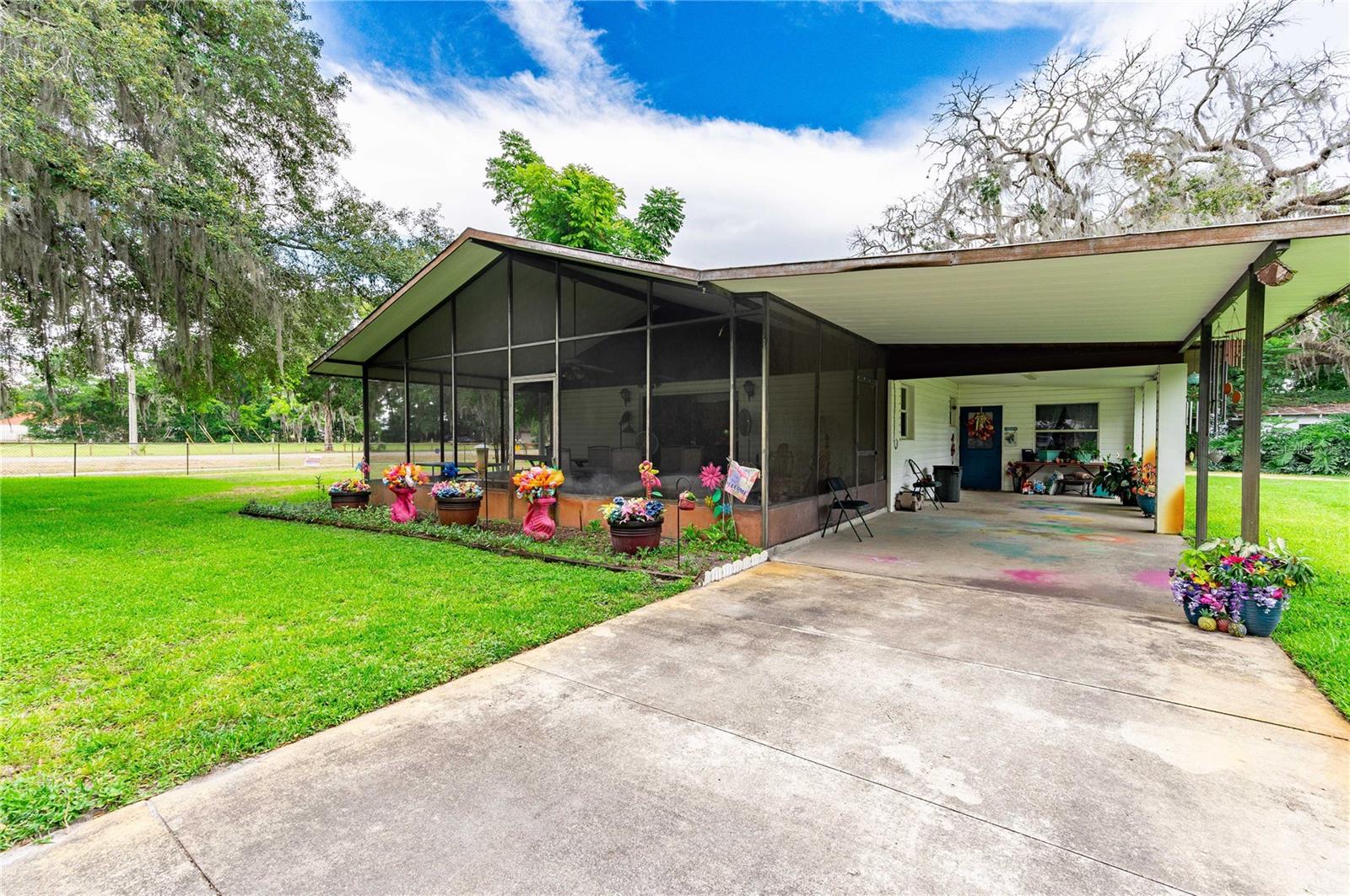 132 E BELT AVE, BUSHNELL, FL, 33513