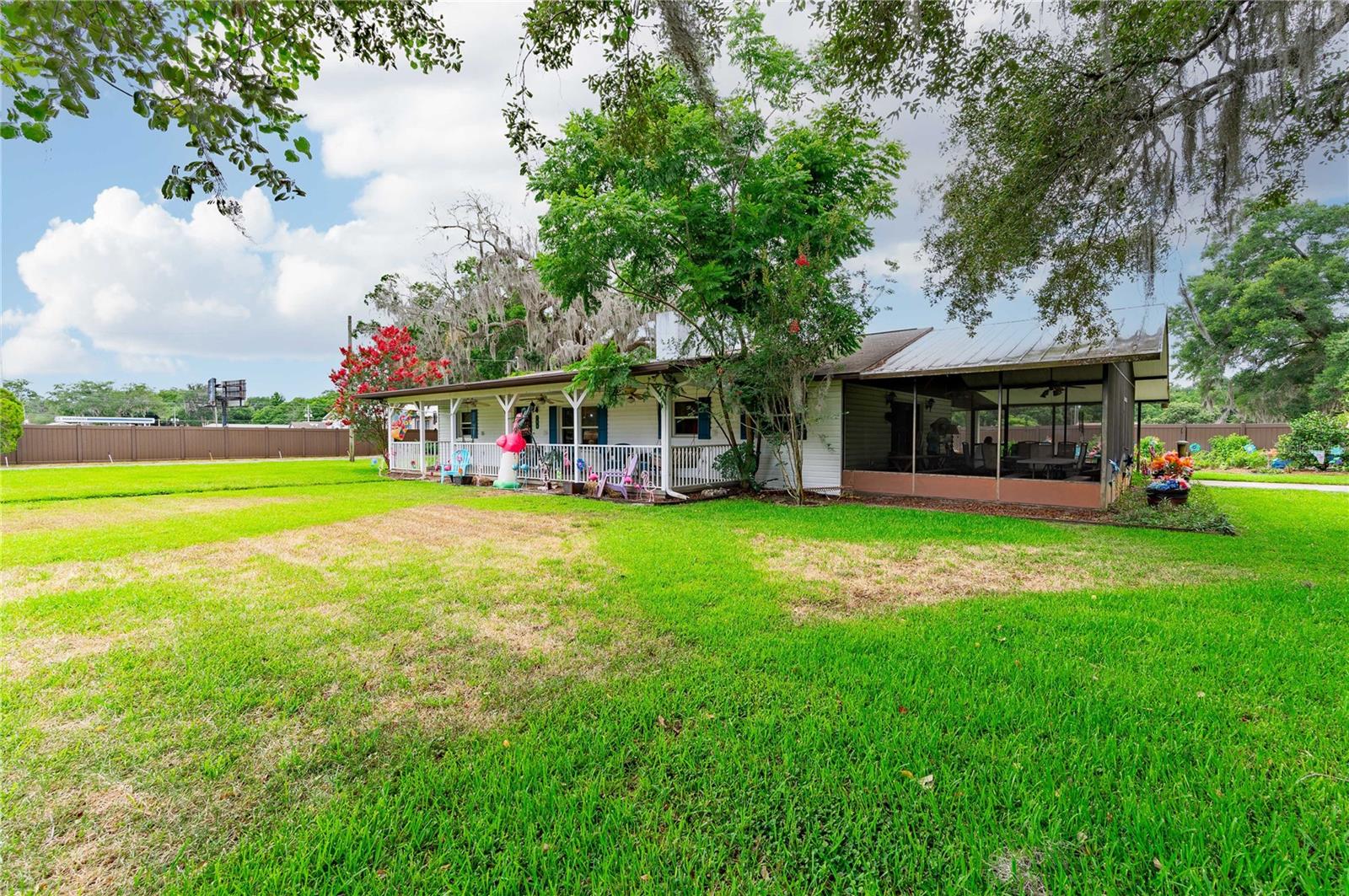 132 E BELT AVE, BUSHNELL, FL, 33513