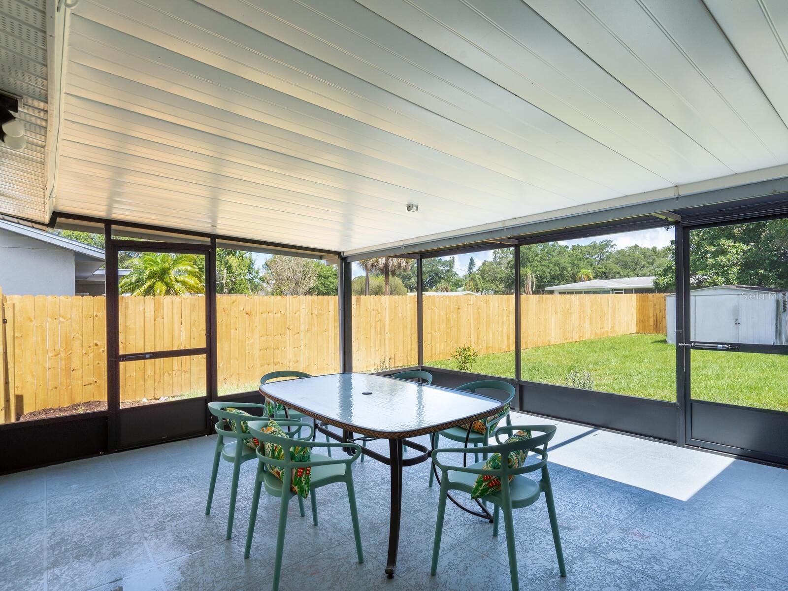 2133 FIESTA DR, SARASOTA, FL, 34231