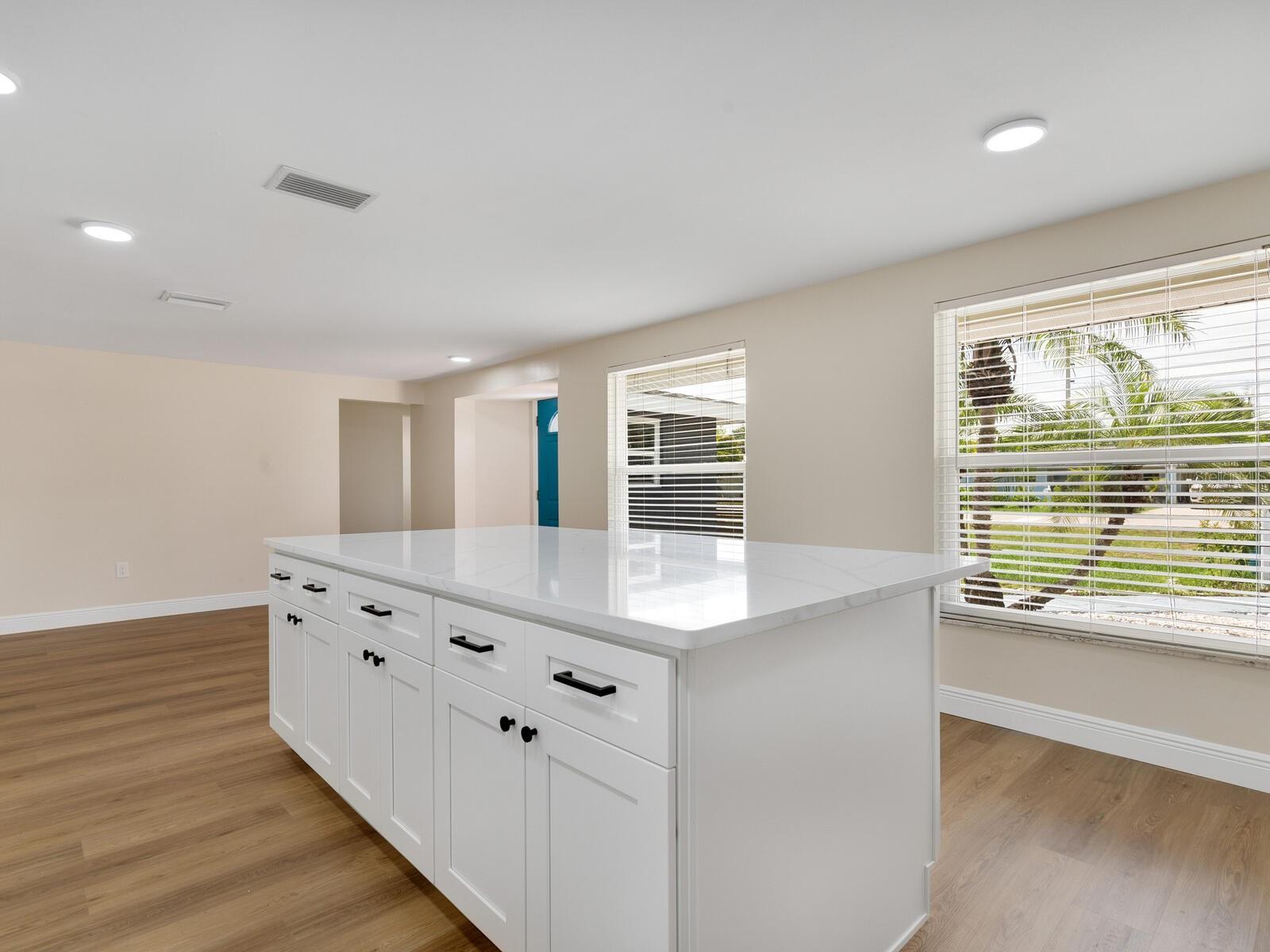 2133 FIESTA DR, SARASOTA, FL, 34231