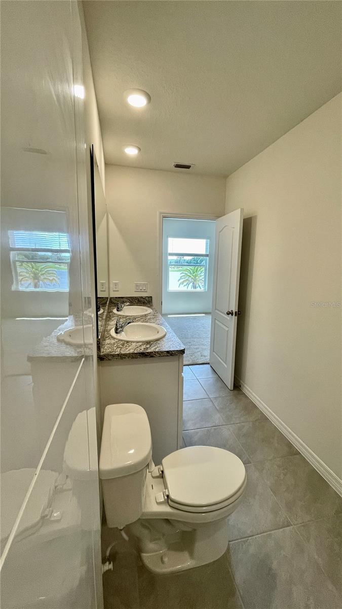1089 BLUE JAY DR, DAVENPORT, FL, 33837
