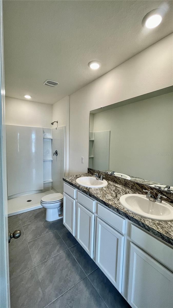1089 BLUE JAY DR, DAVENPORT, FL, 33837