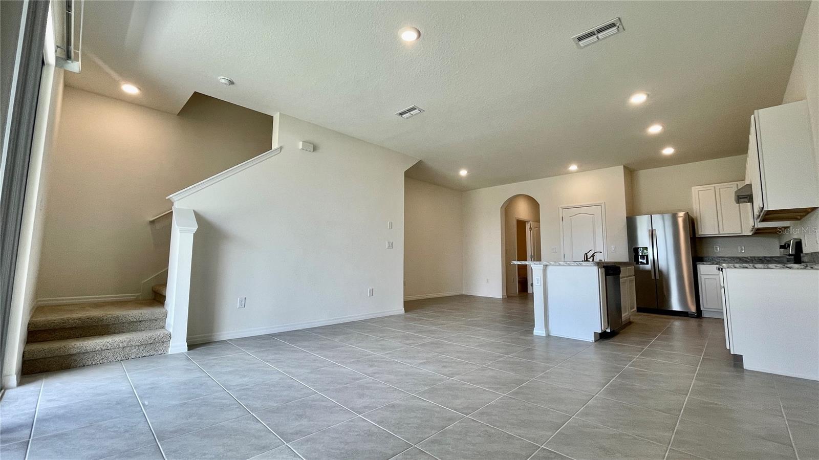 1089 BLUE JAY DR, DAVENPORT, FL, 33837