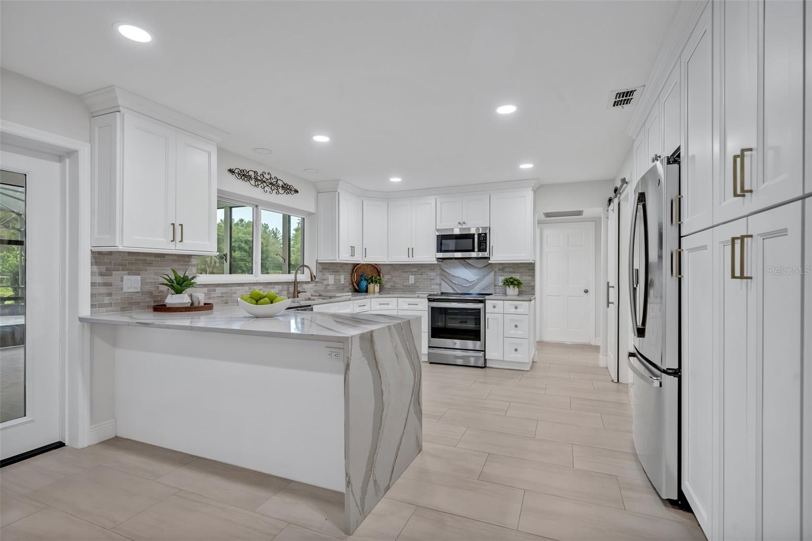 1709 ONONDAGA DR, GENEVA, FL, 32732