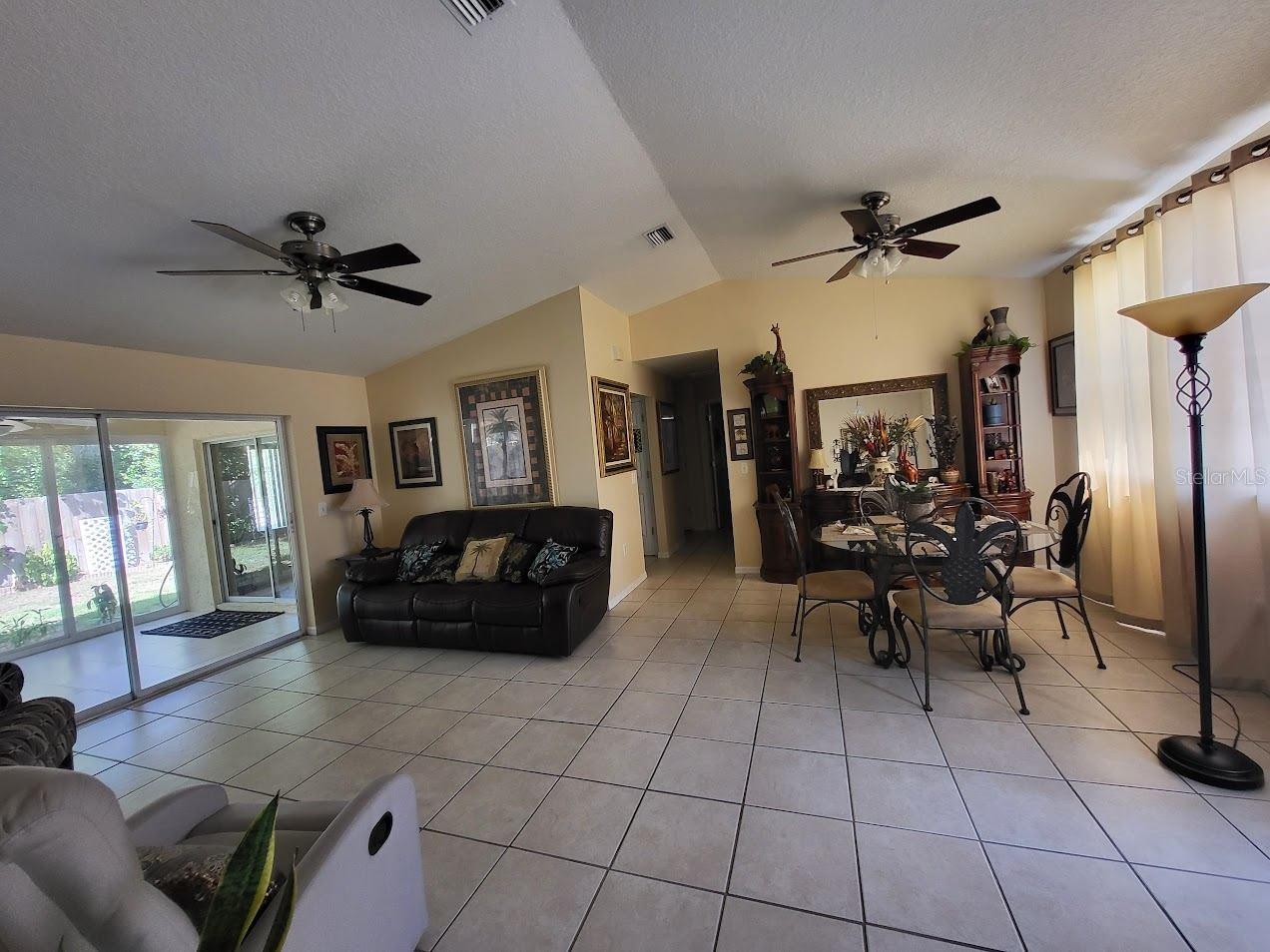 11341 LAKE DR, LEESBURG, FL, 34788