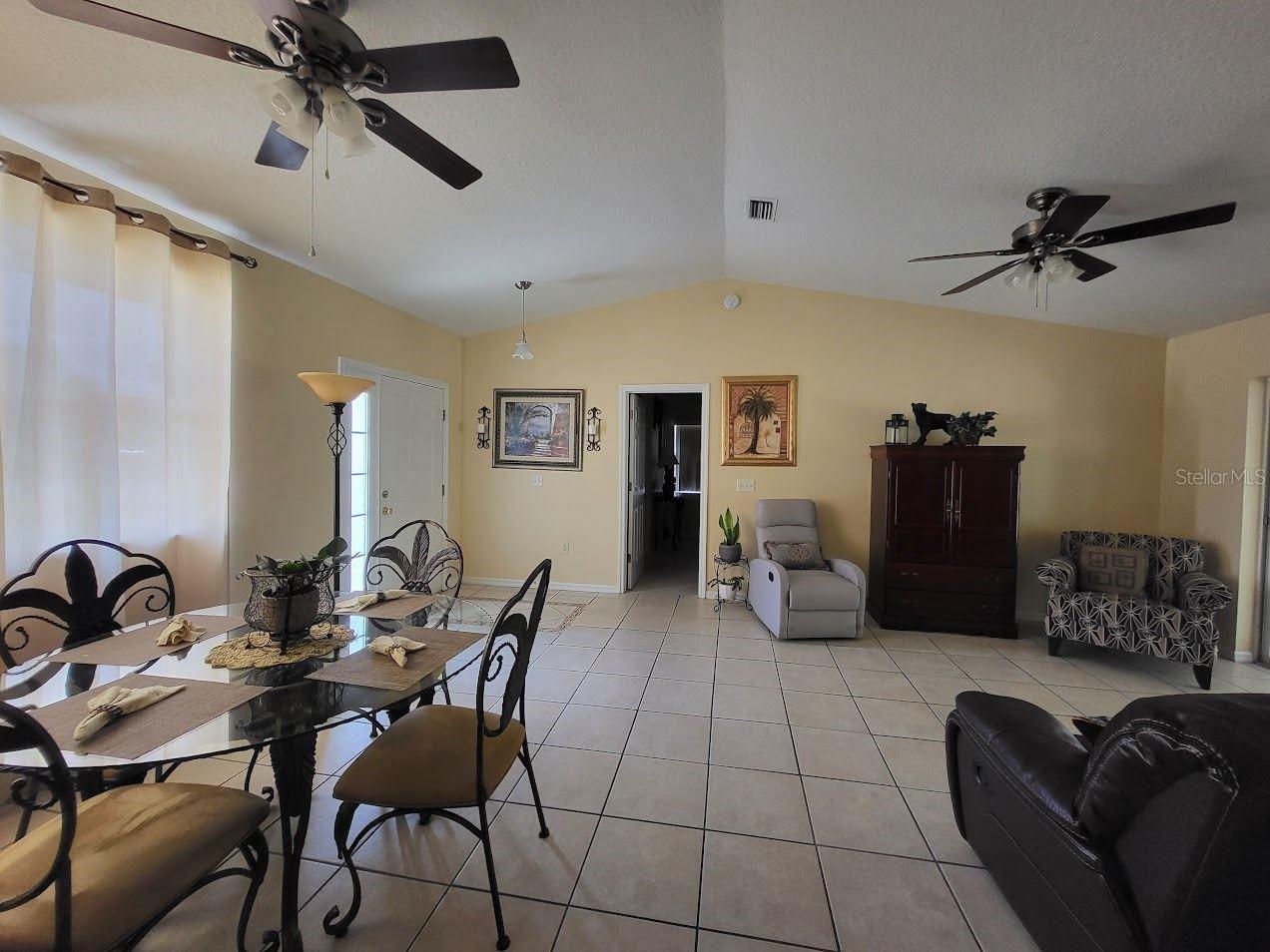 11341 LAKE DR, LEESBURG, FL, 34788