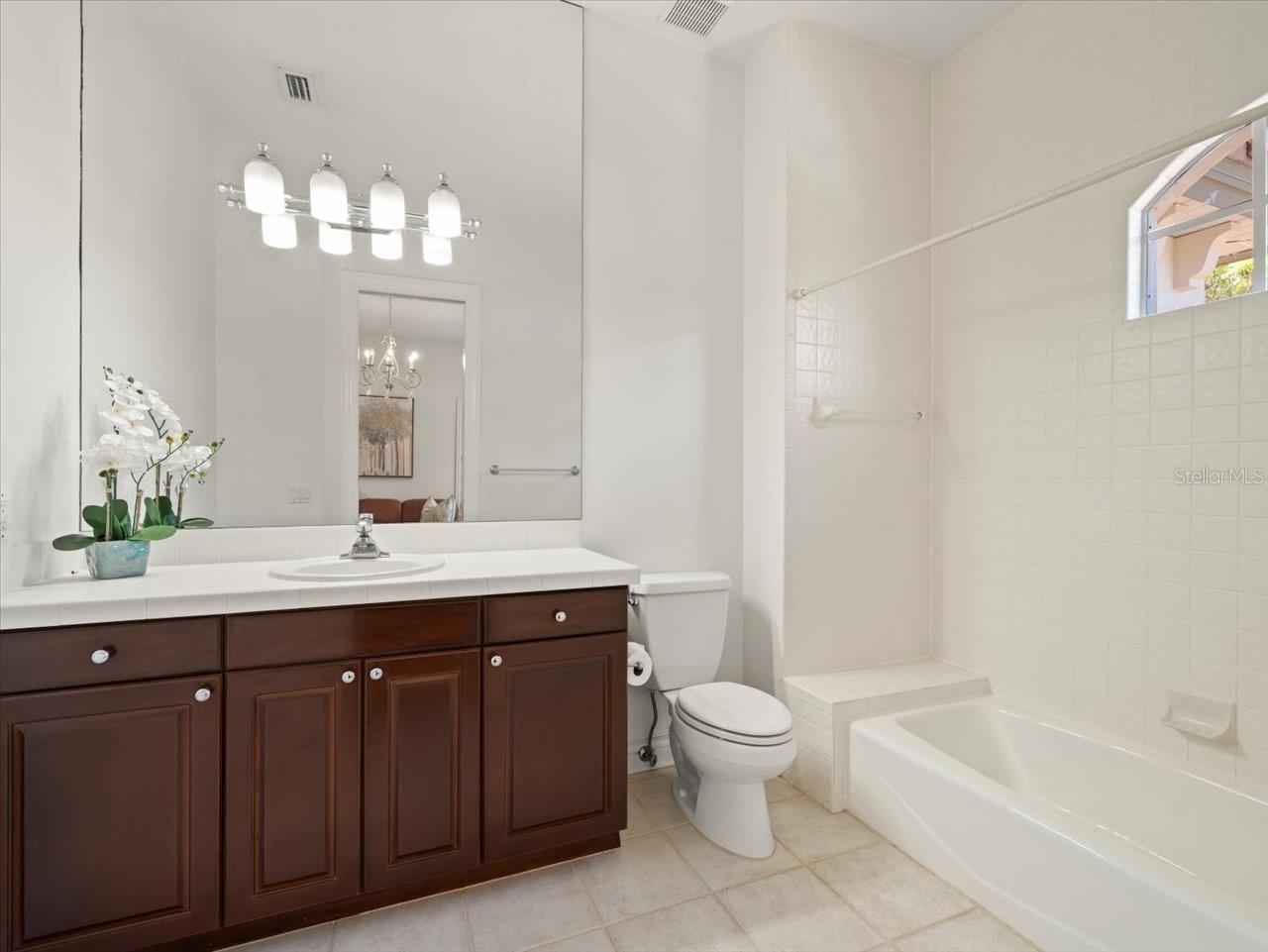 6407 E MACLAURIN DR, TAMPA, FL, 33647