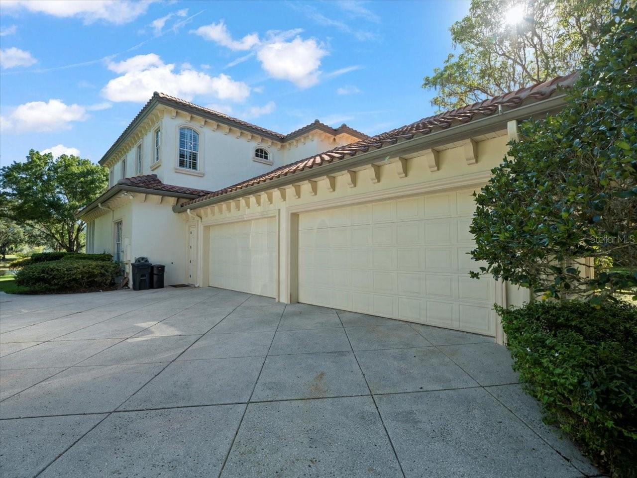 6407 E MACLAURIN DR, TAMPA, FL, 33647