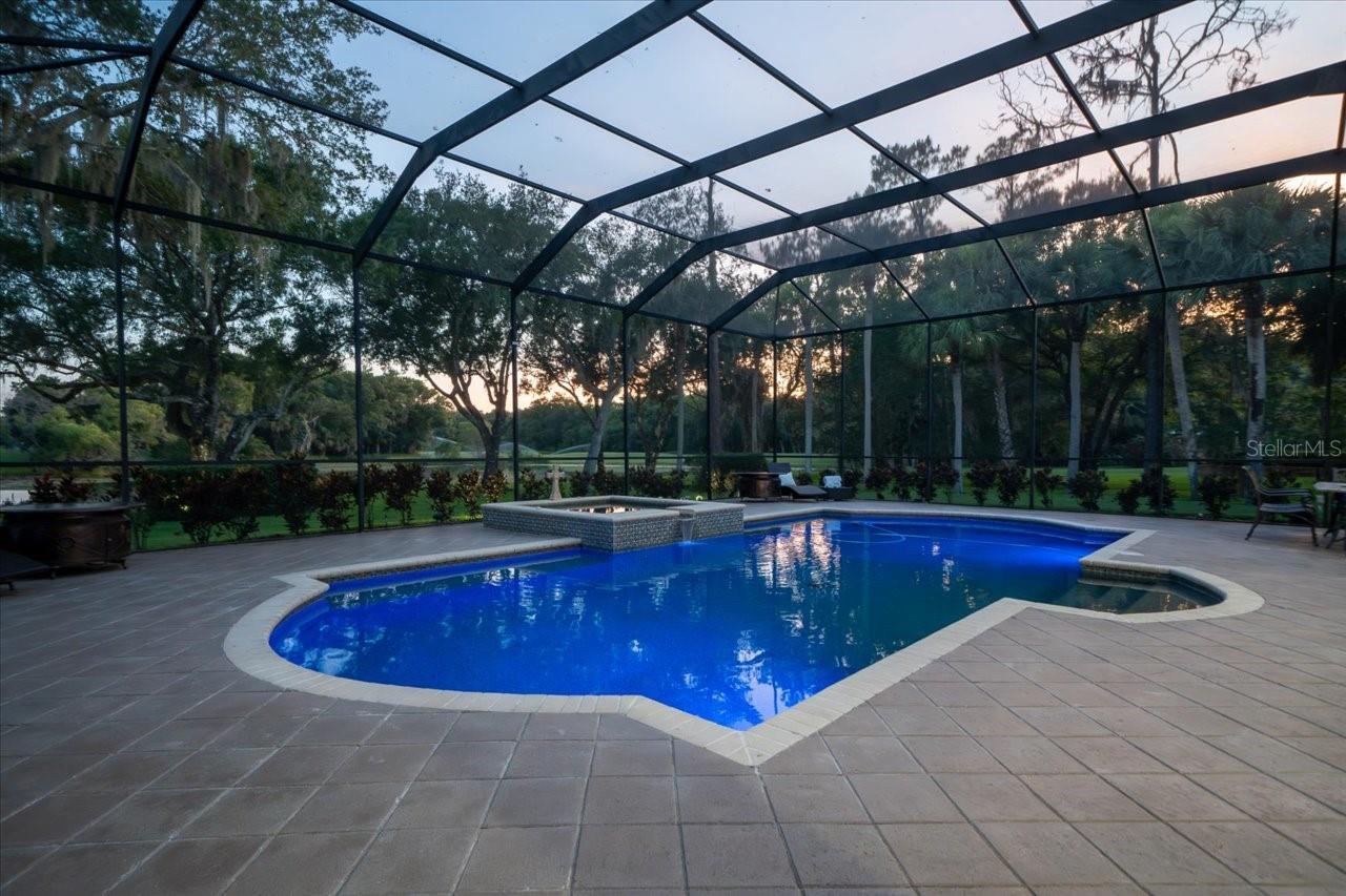 6407 E MACLAURIN DR, TAMPA, FL, 33647
