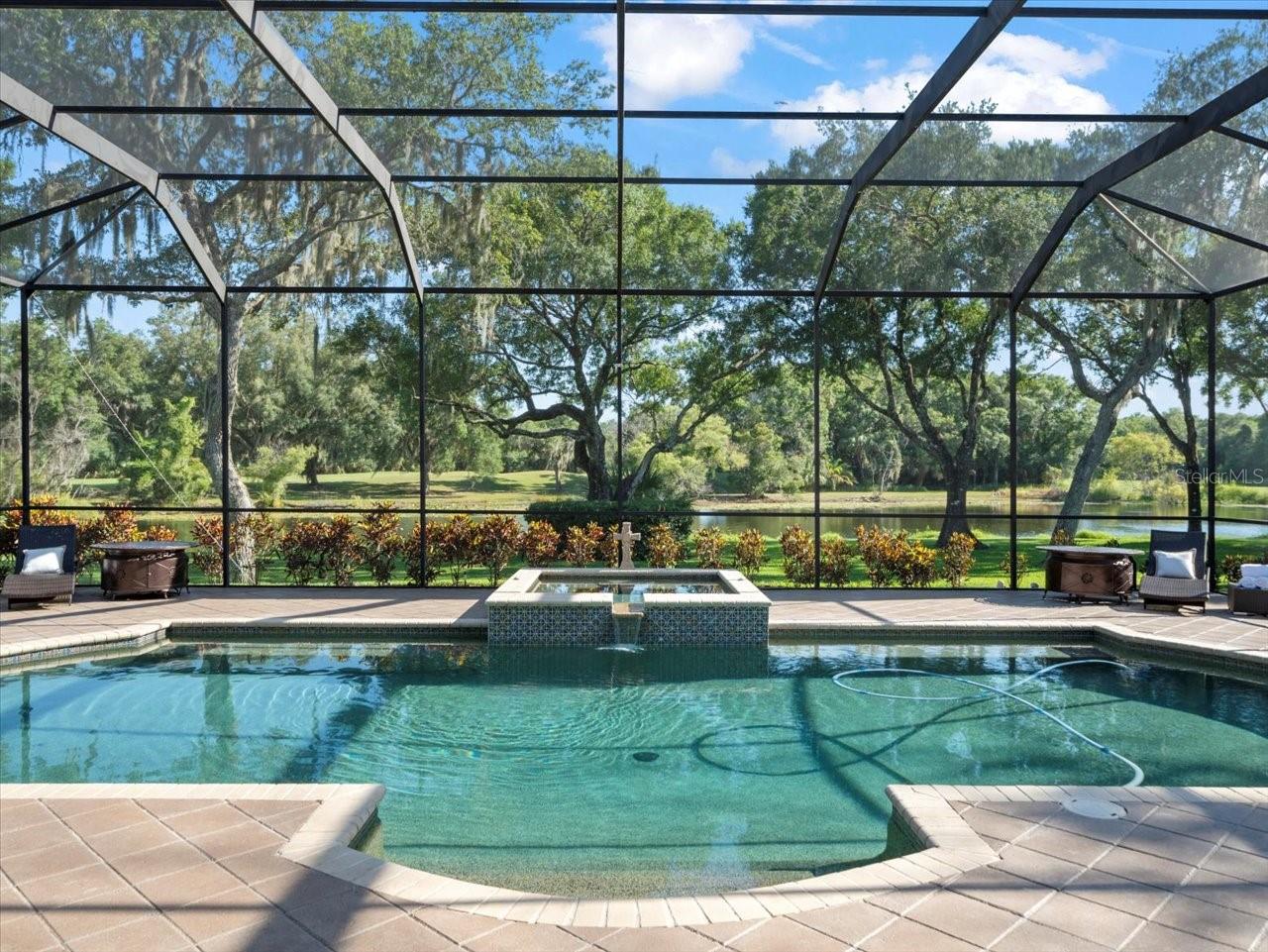 6407 E MACLAURIN DR, TAMPA, FL, 33647