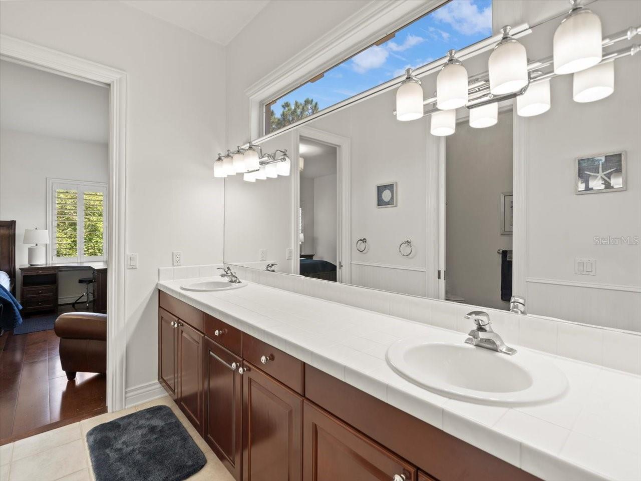 6407 E MACLAURIN DR, TAMPA, FL, 33647
