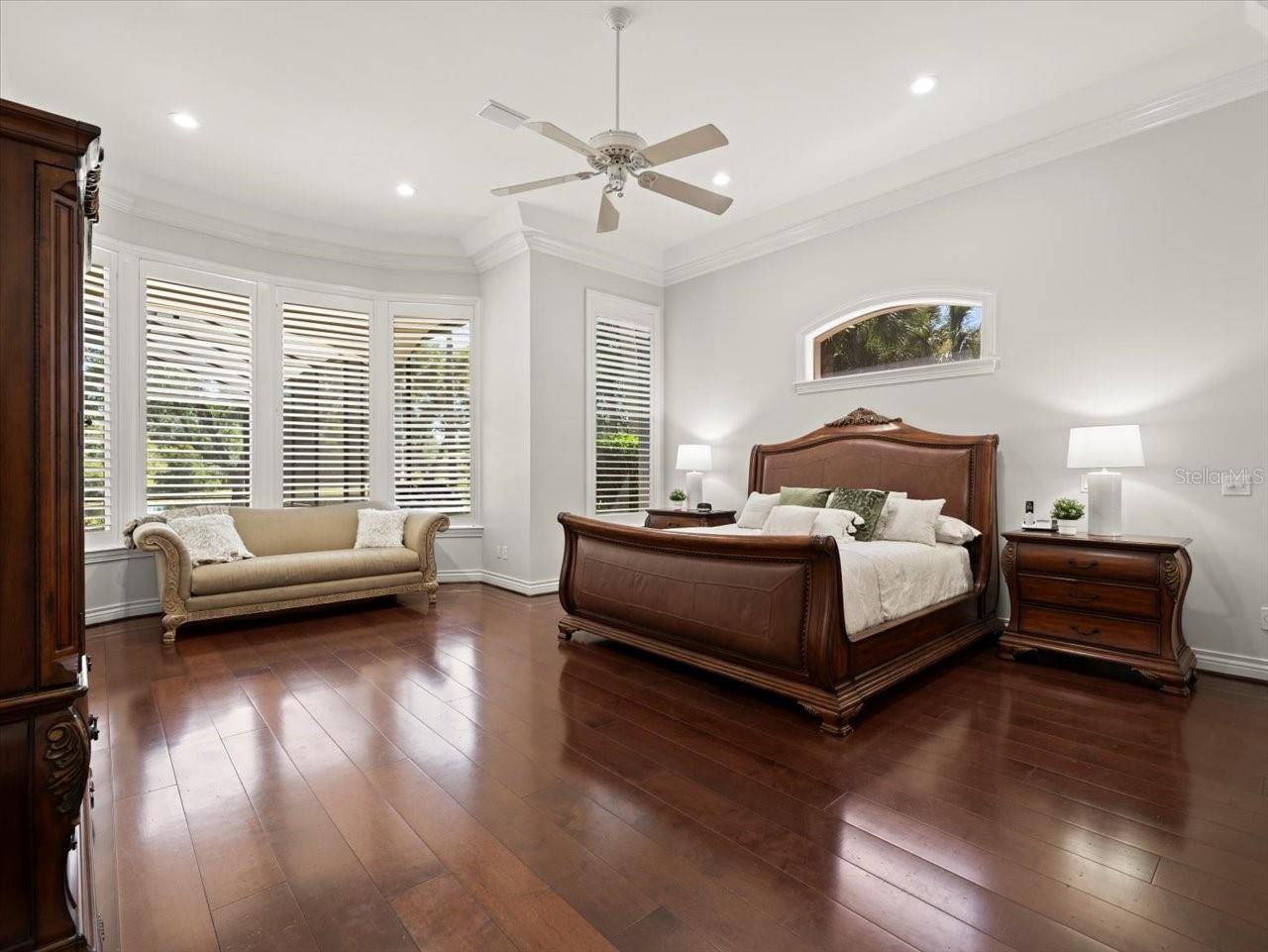 6407 E MACLAURIN DR, TAMPA, FL, 33647