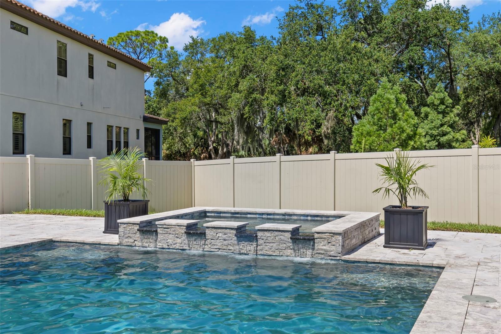 7836 MARSH POINTE DR, TAMPA, FL, 33635