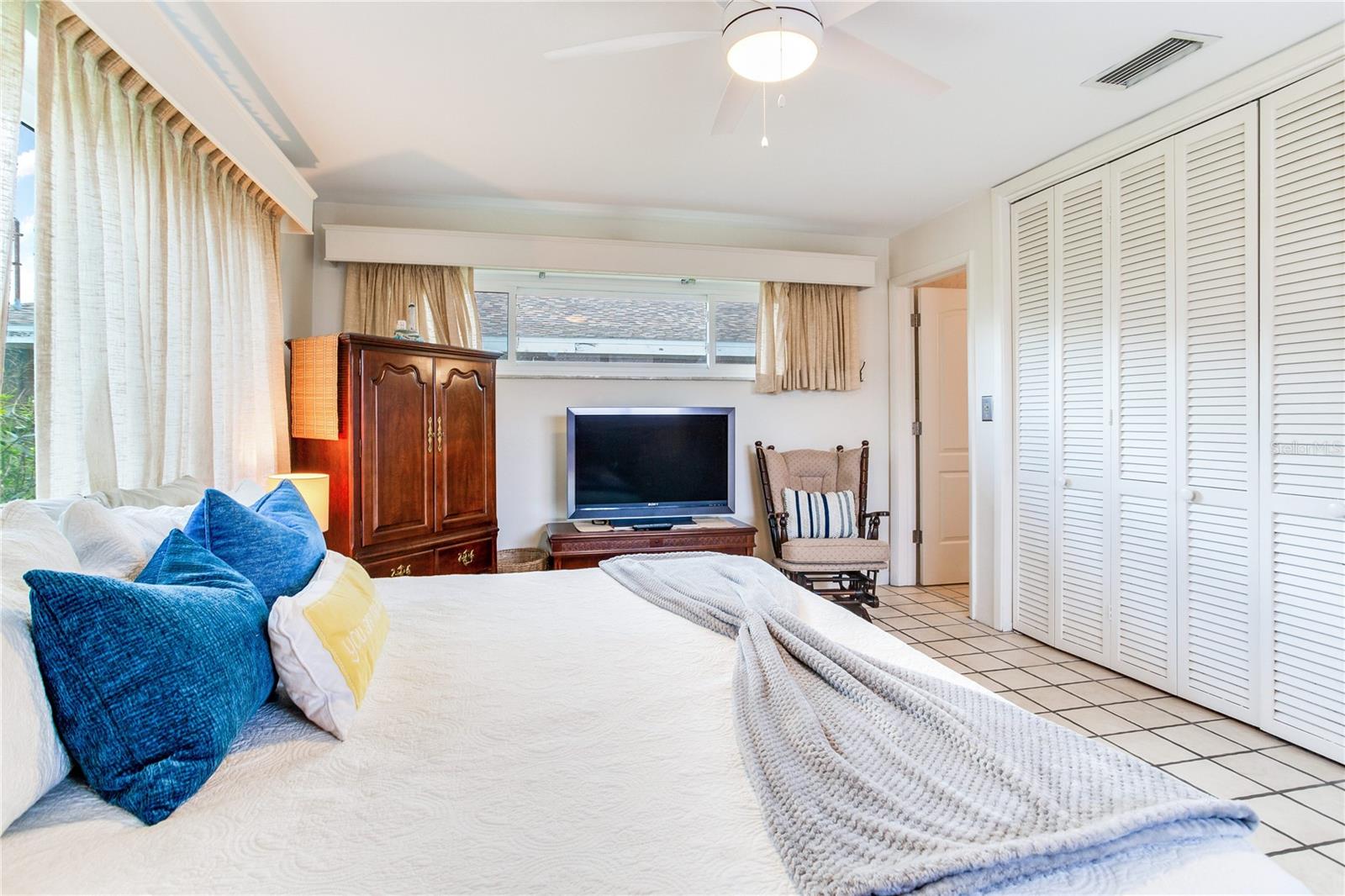 15525 REDINGTON DR, REDINGTON BEACH, FL, 33708