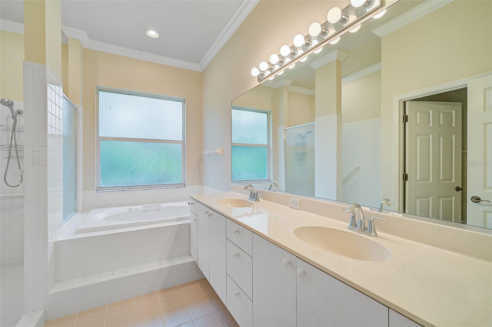 2306 FALCON TRACE LN, NOKOMIS, FL, 34275