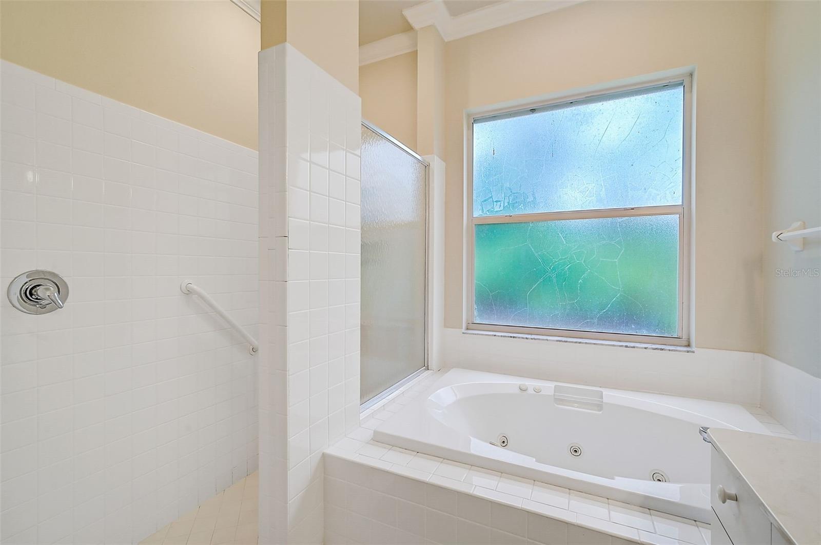 2306 FALCON TRACE LN, NOKOMIS, FL, 34275