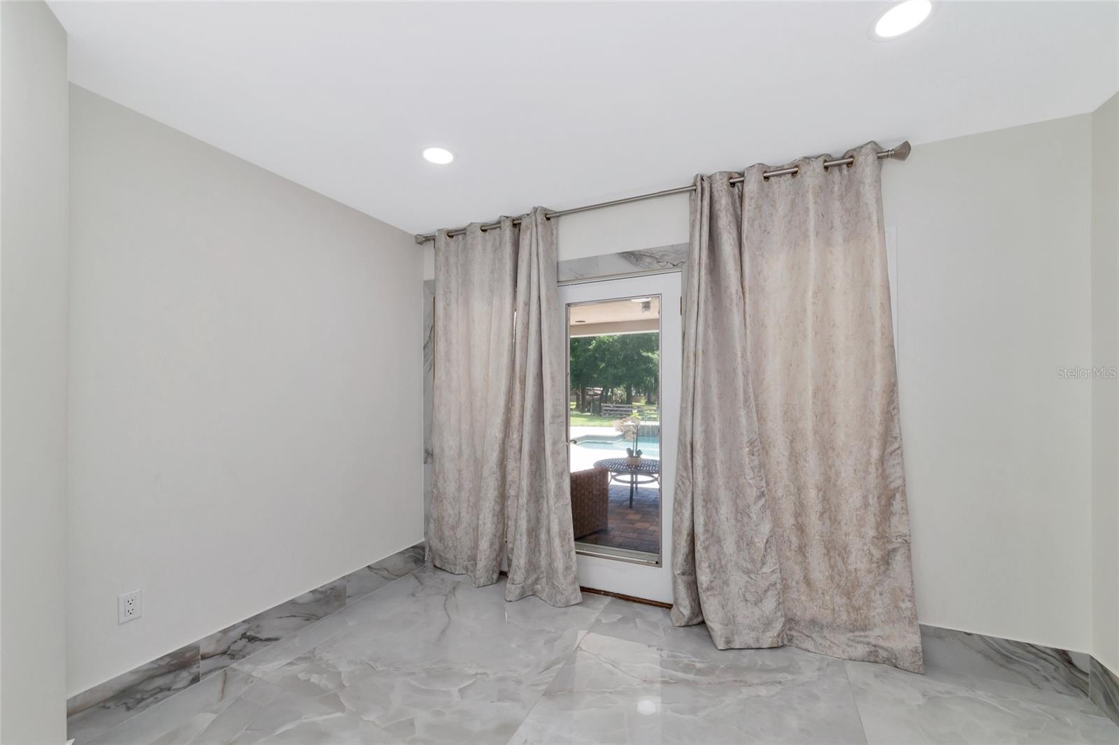 3114 LITTLE RD, VALRICO, FL, 33596