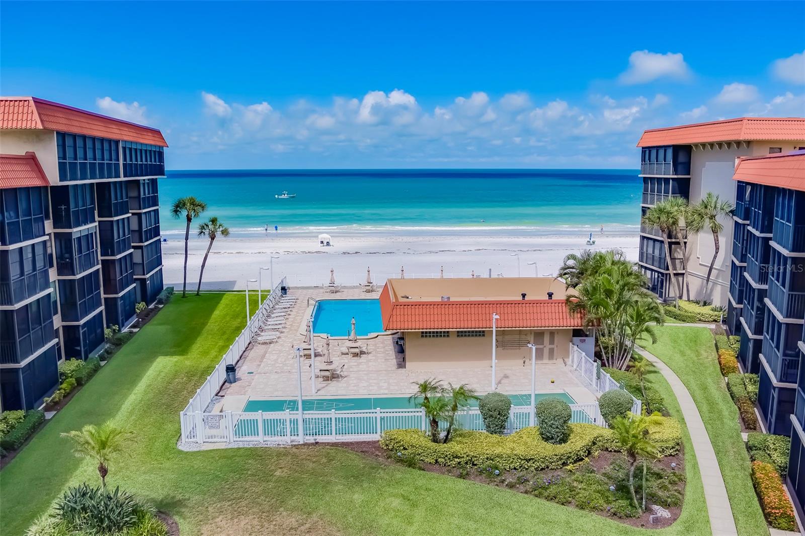 17580 GULF BLVD #412, REDINGTON SHORES, FL, 33708