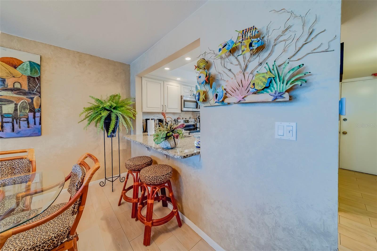 17580 GULF BLVD #412, REDINGTON SHORES, FL, 33708
