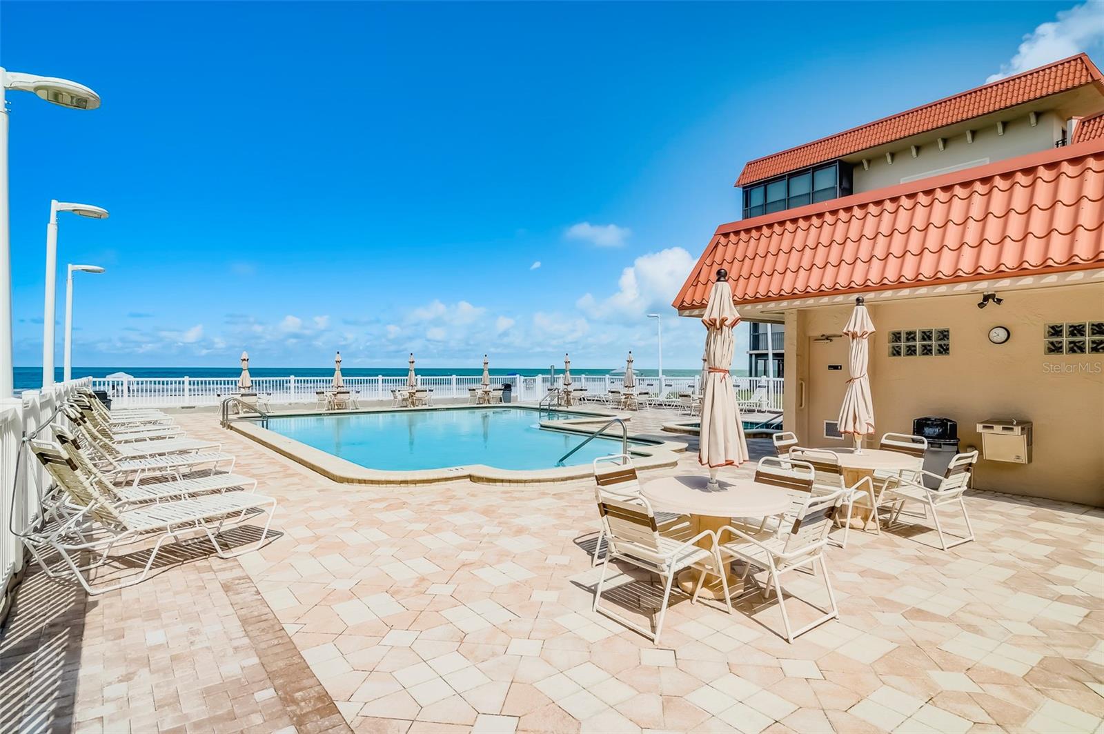17580 GULF BLVD #412, REDINGTON SHORES, FL, 33708