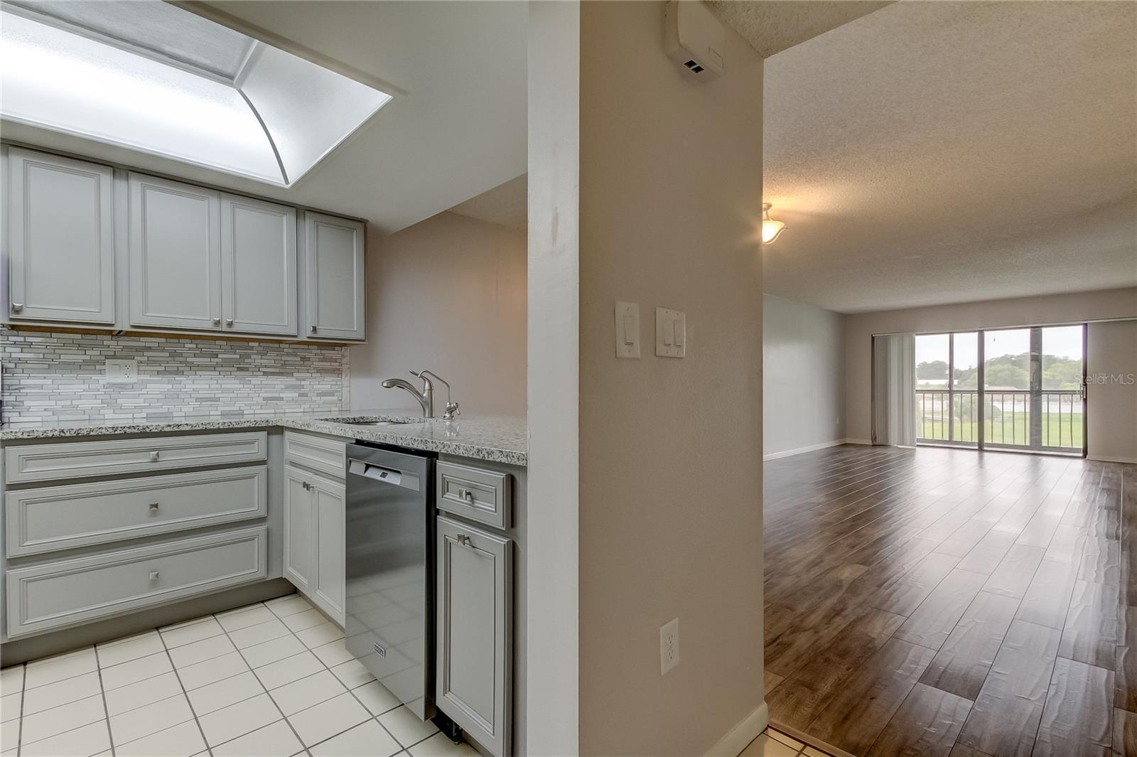 9490 HARBOR GREENS WAY #205, SEMINOLE, FL, 33776