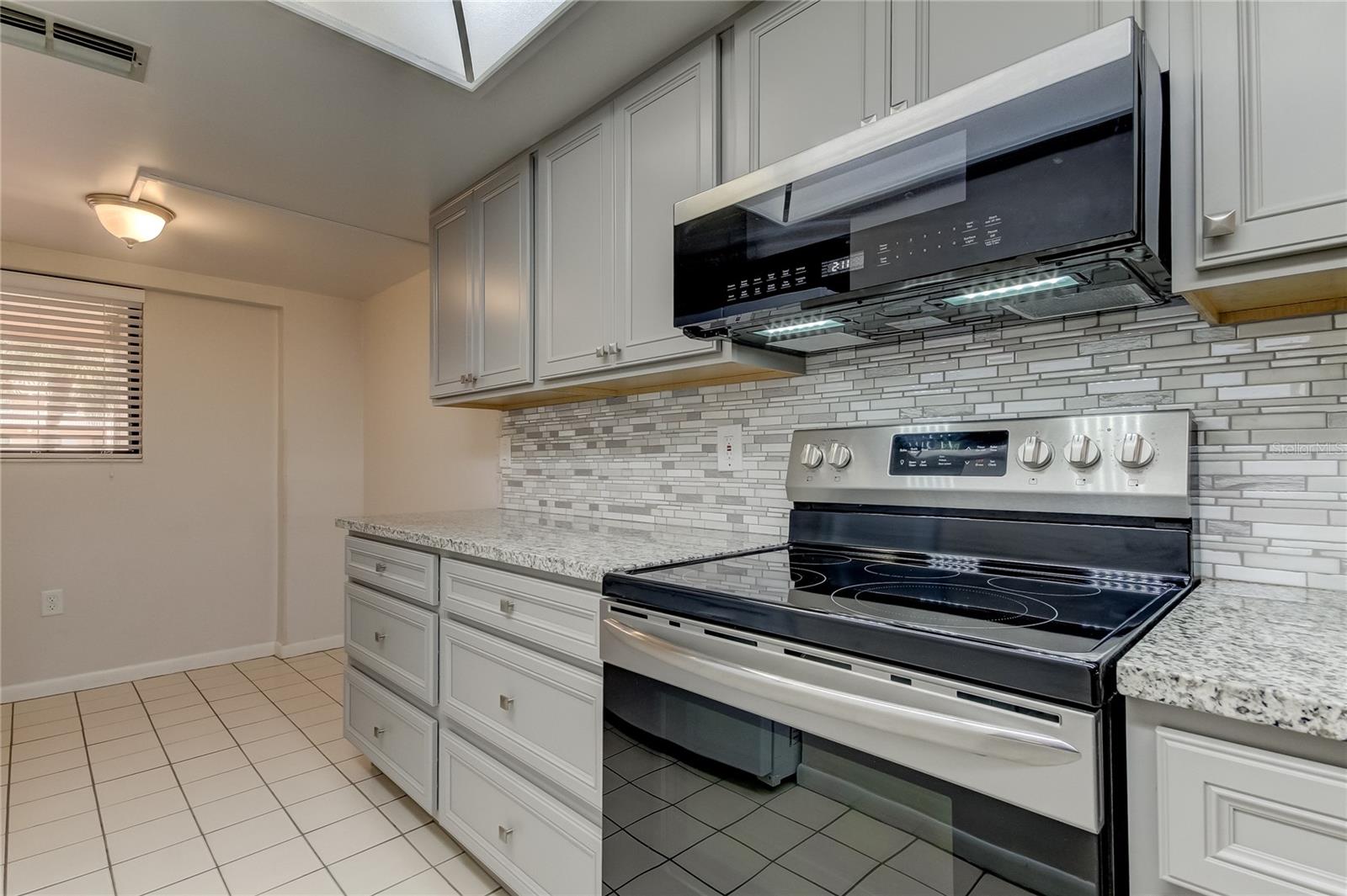 9490 HARBOR GREENS WAY #205, SEMINOLE, FL, 33776