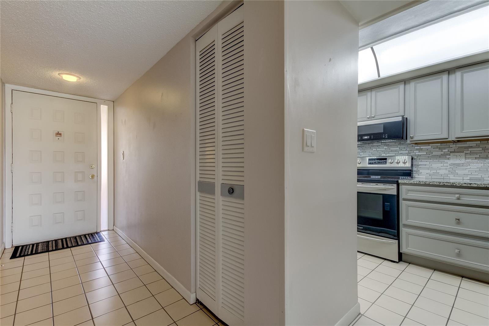 9490 HARBOR GREENS WAY #205, SEMINOLE, FL, 33776