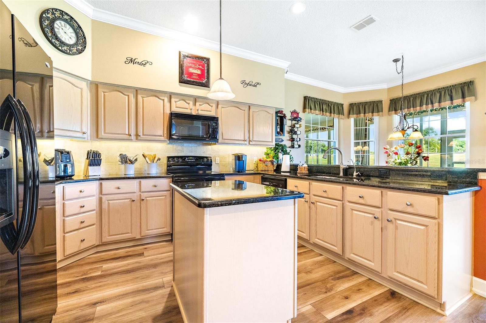 7042 MONTREAL DR, LAKELAND, FL, 33810