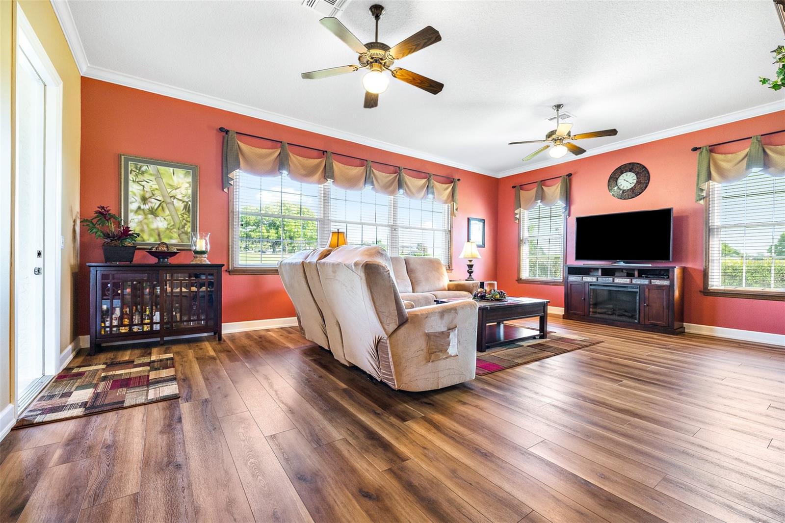 7042 MONTREAL DR, LAKELAND, FL, 33810