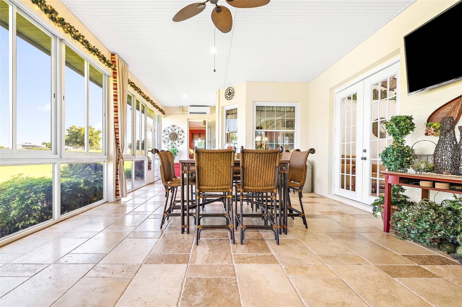 7042 MONTREAL DR, LAKELAND, FL, 33810