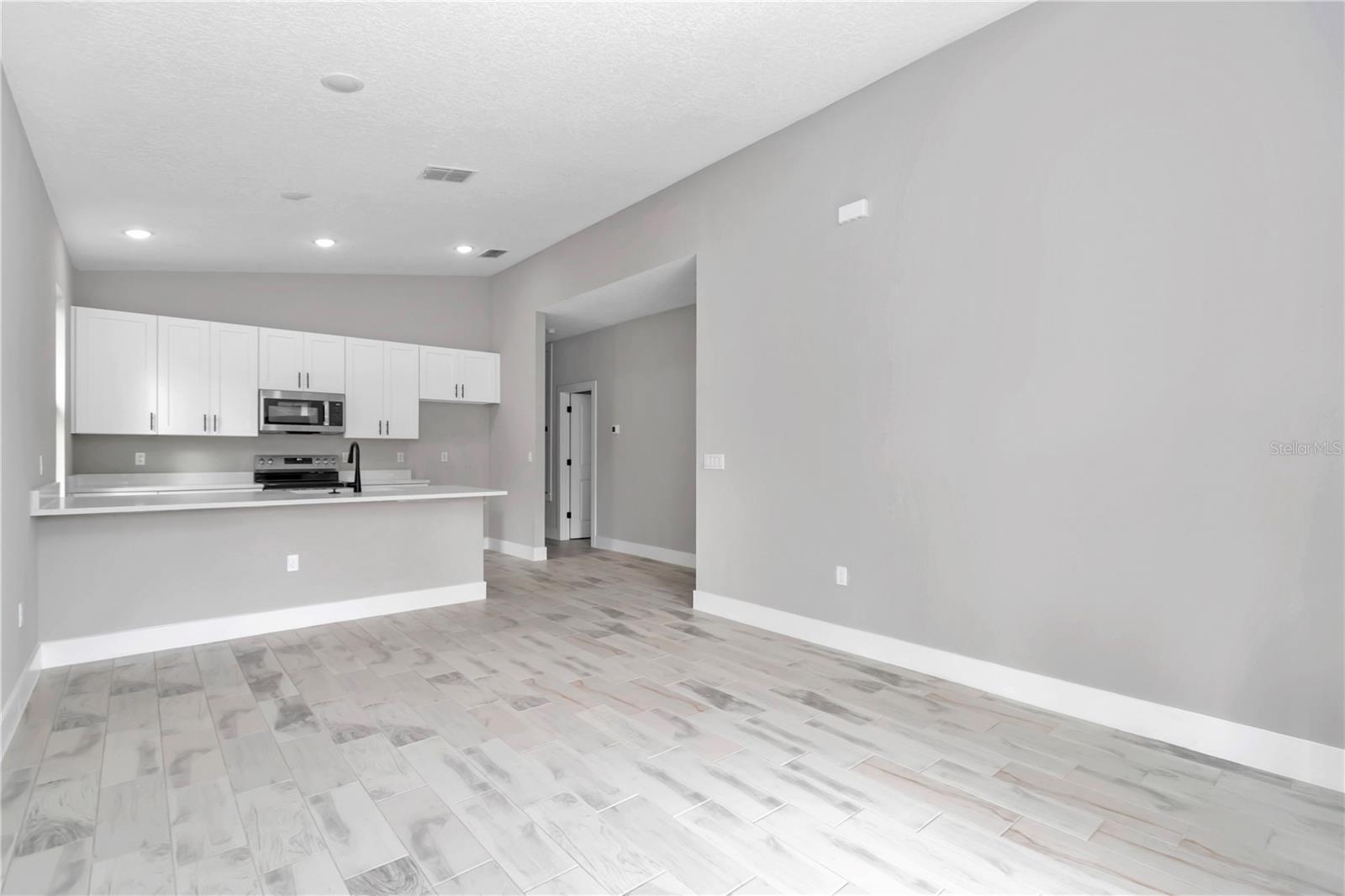 23471 SW RAINELLE RD, DUNNELLON, FL, 34431