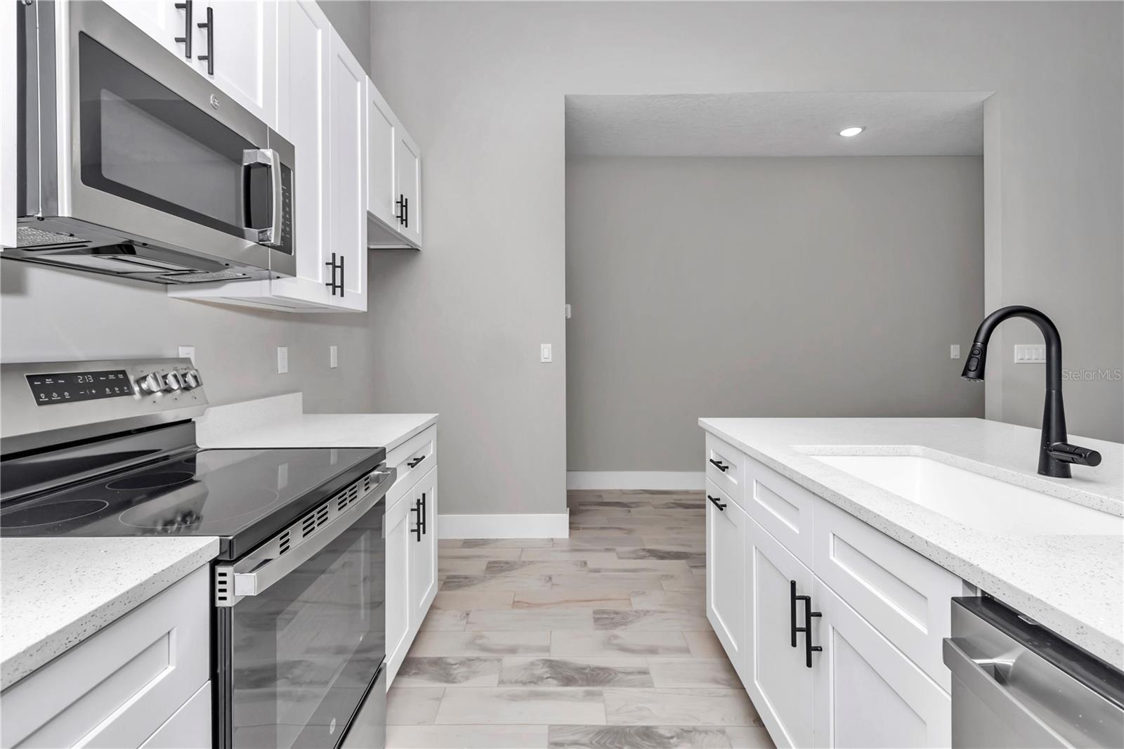 23471 SW RAINELLE RD, DUNNELLON, FL, 34431