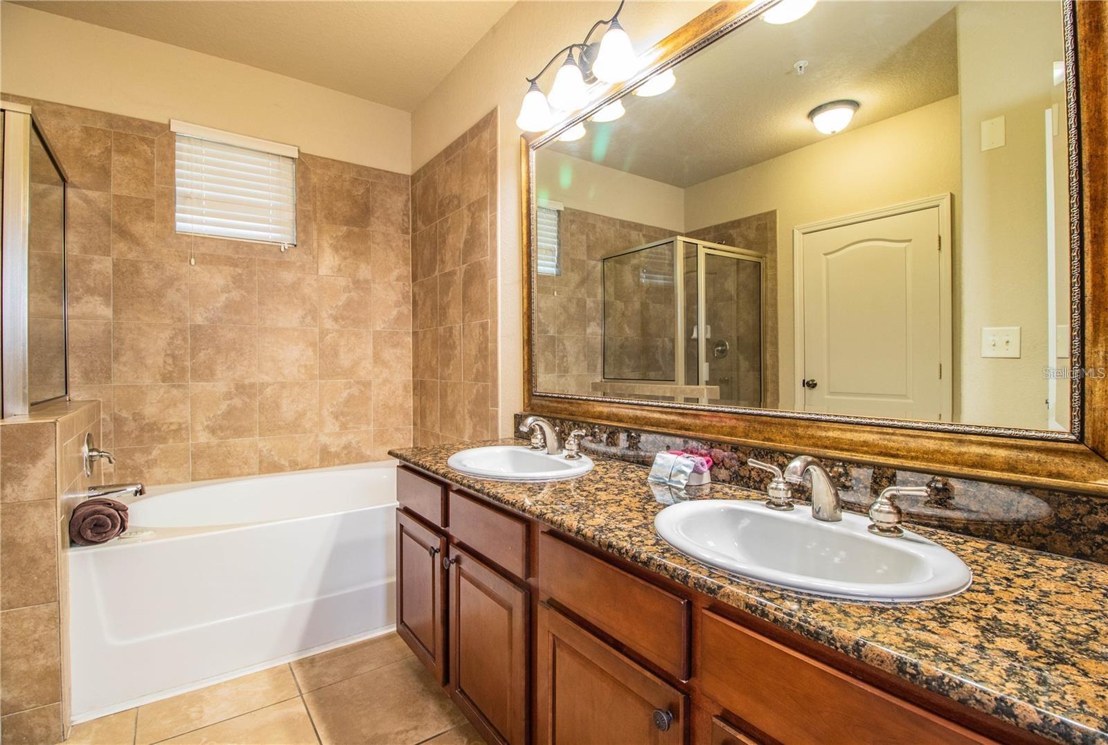 912 CHARO PKWY #214, DAVENPORT, FL, 33897