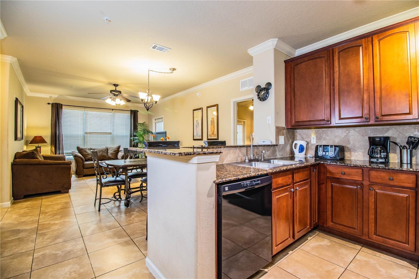 912 CHARO PKWY #214, DAVENPORT, FL, 33897