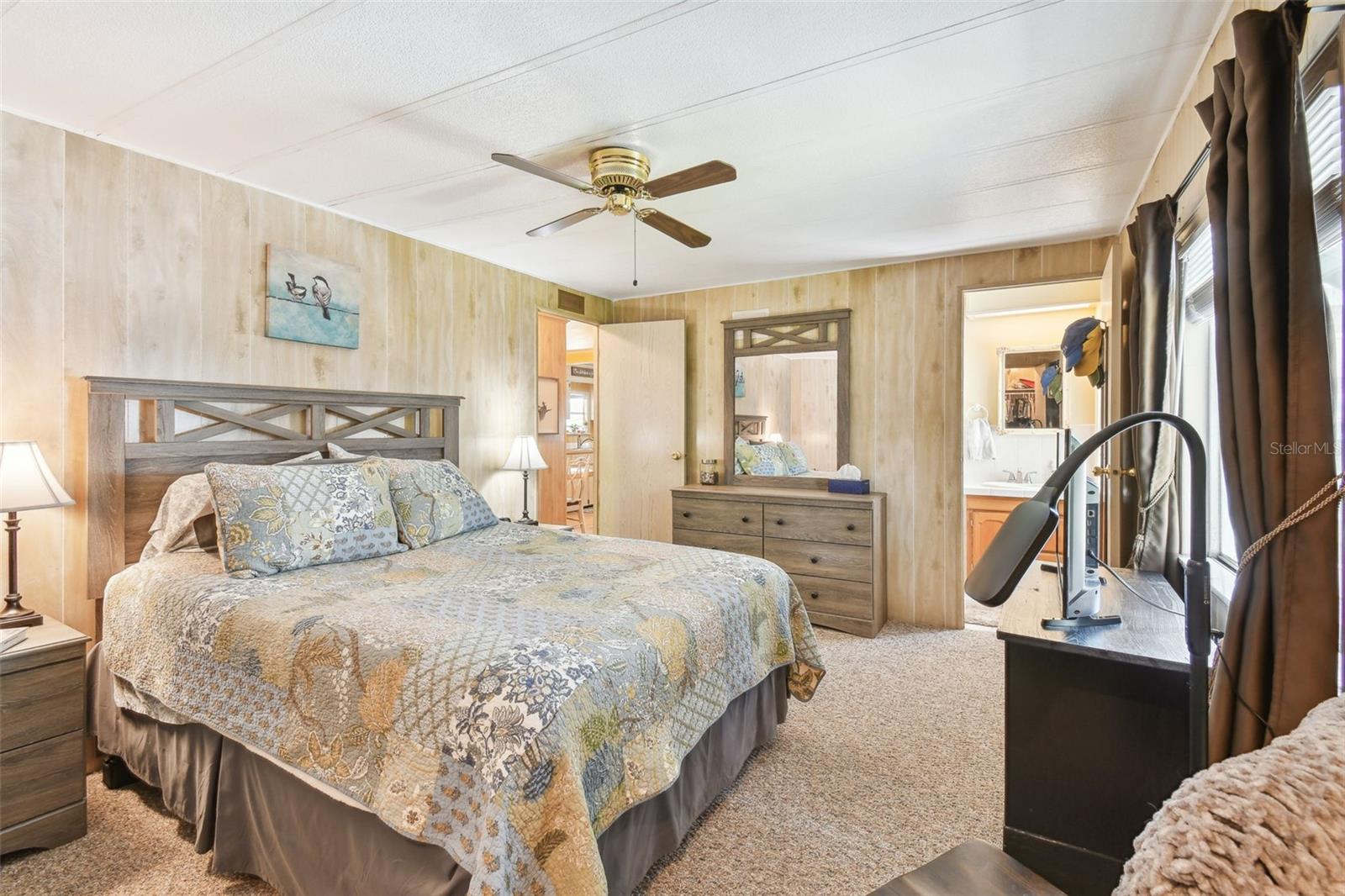 37841 MISSION HILLS AVE, ZEPHYRHILLS, FL, 33541