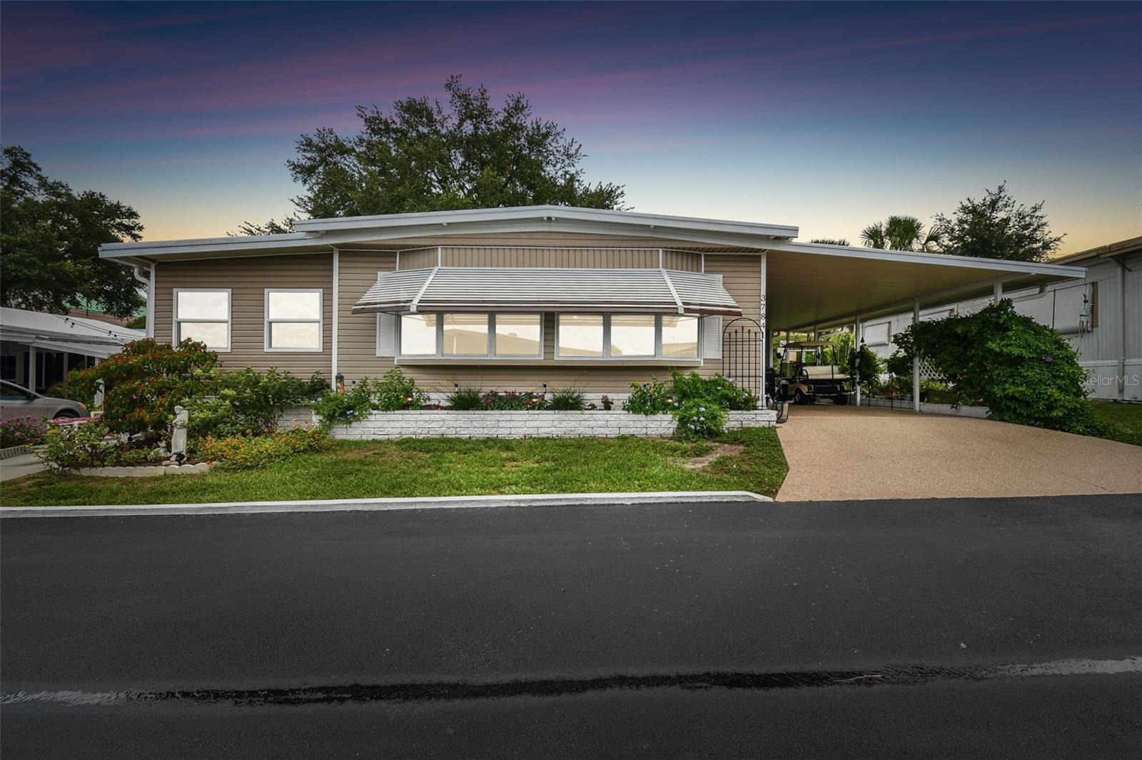 37841 MISSION HILLS AVE, ZEPHYRHILLS, FL, 33541