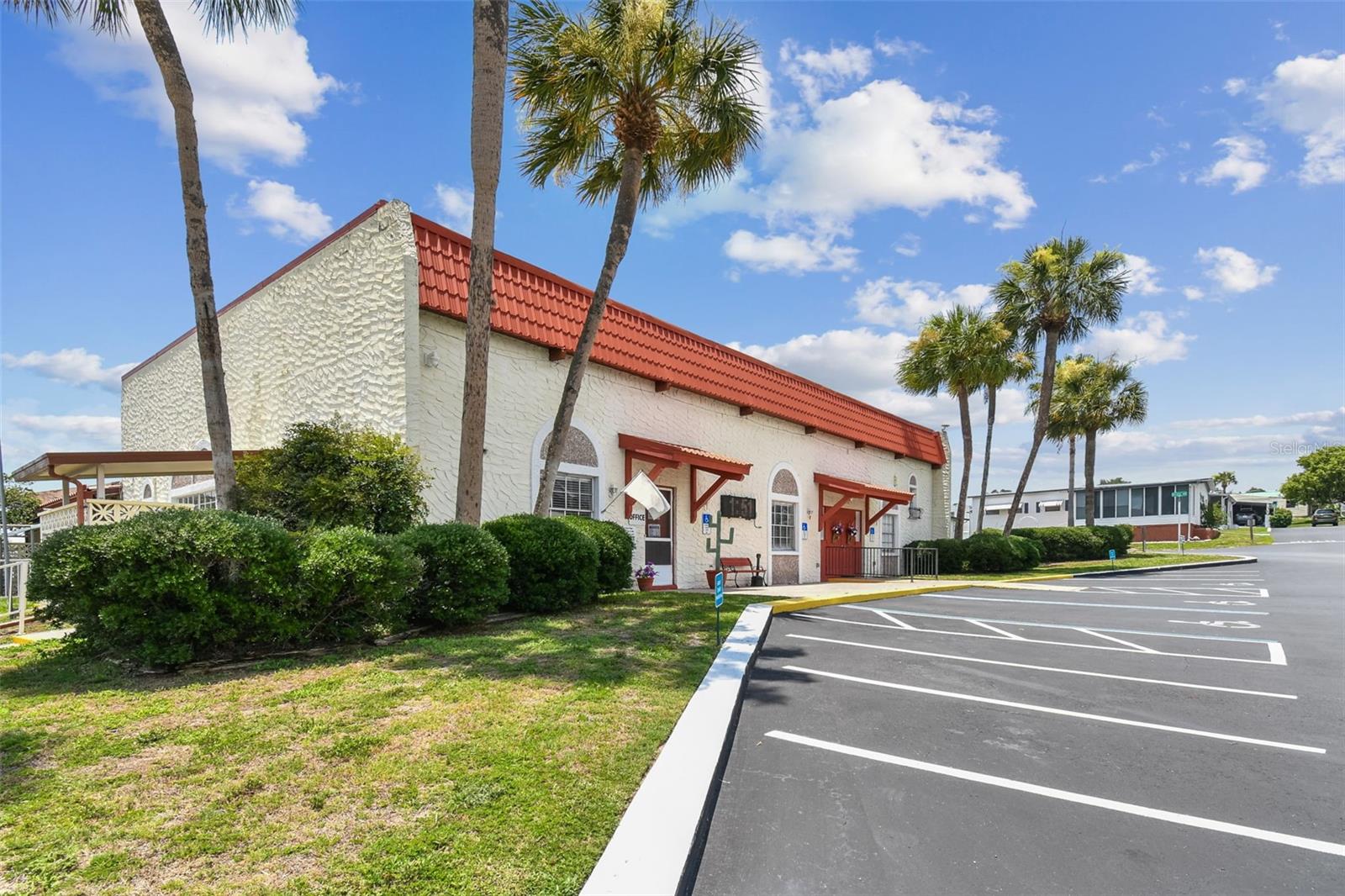 37841 MISSION HILLS AVE, ZEPHYRHILLS, FL, 33541