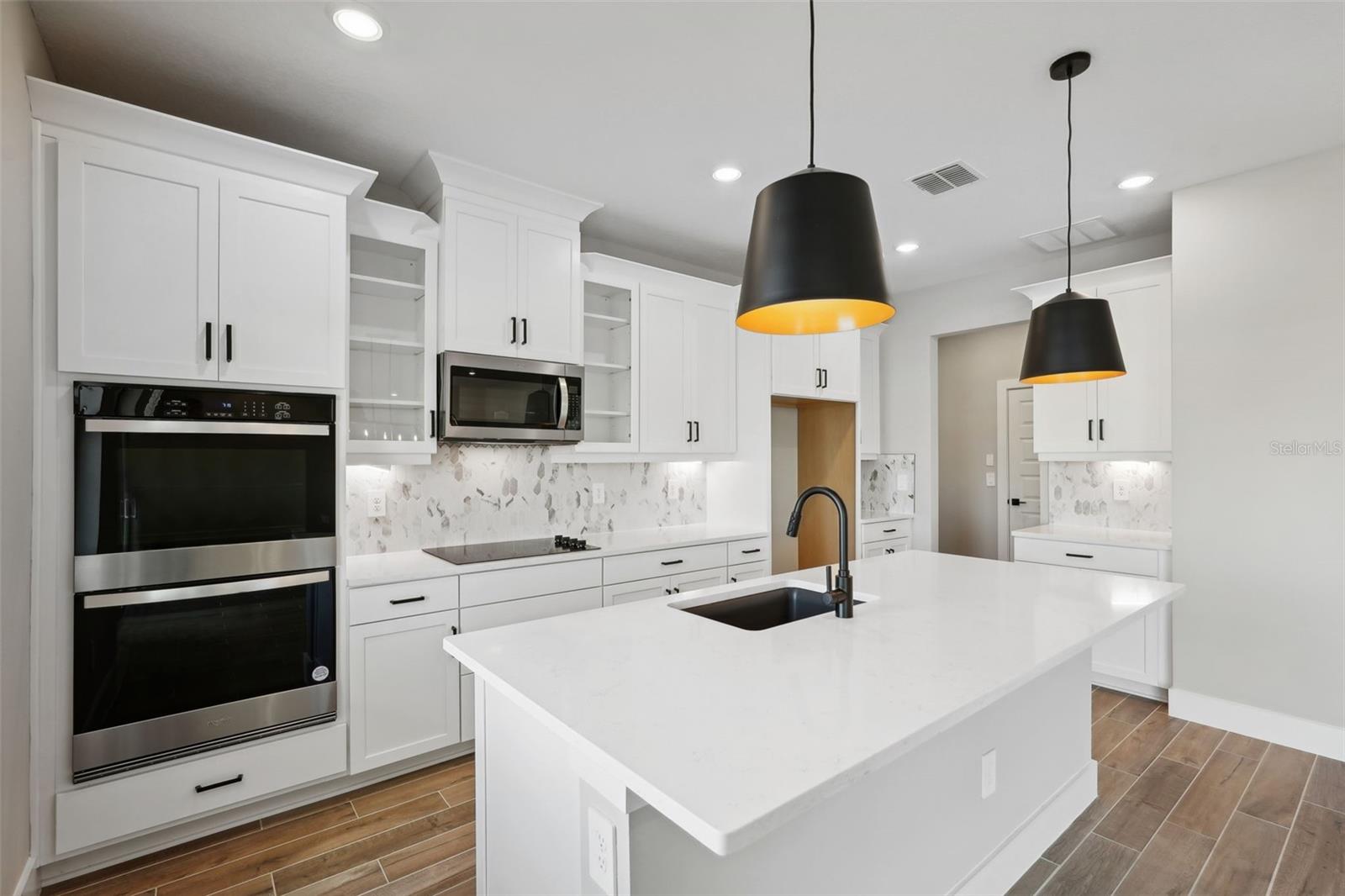101 RUNAWAY FIELD AVE, NOKOMIS, FL, 34275