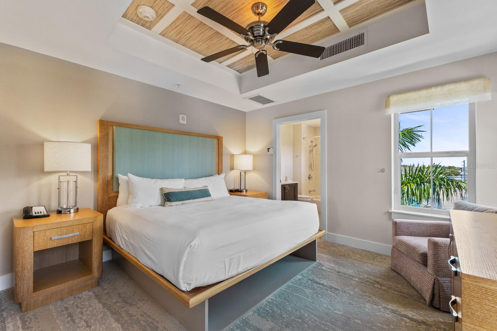5325 MARINA DR #233, BRADENTON BEACH, FL, 34217