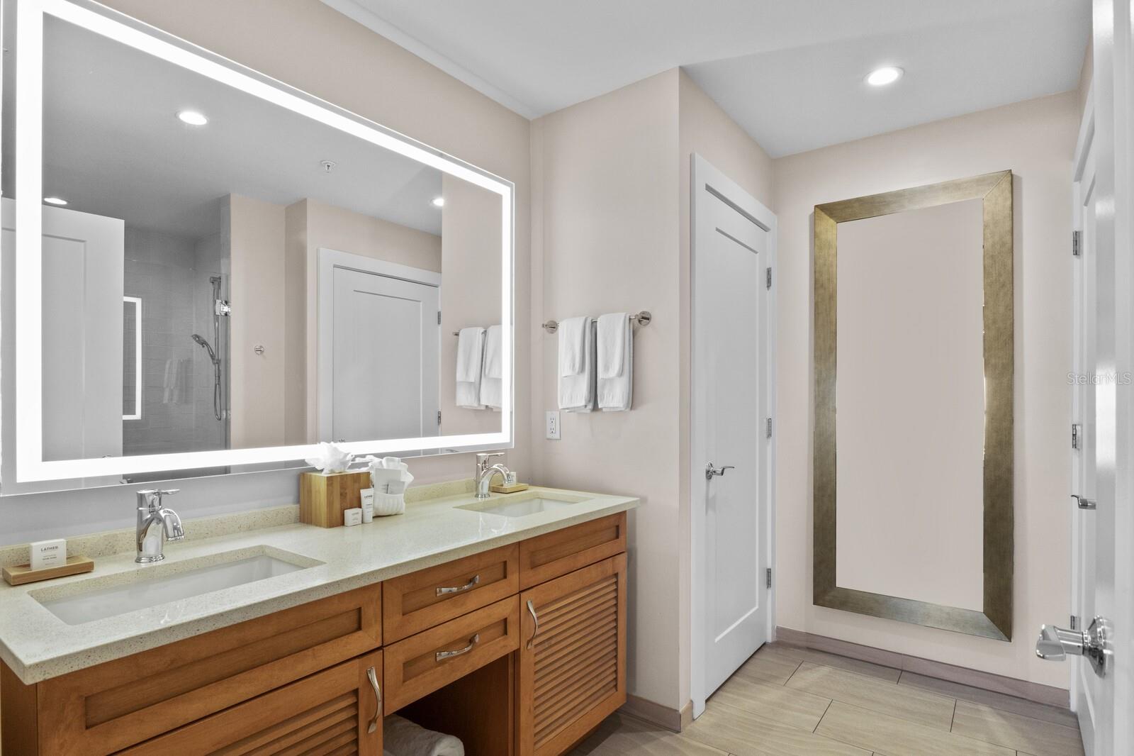 5325 MARINA DR #233, BRADENTON BEACH, FL, 34217