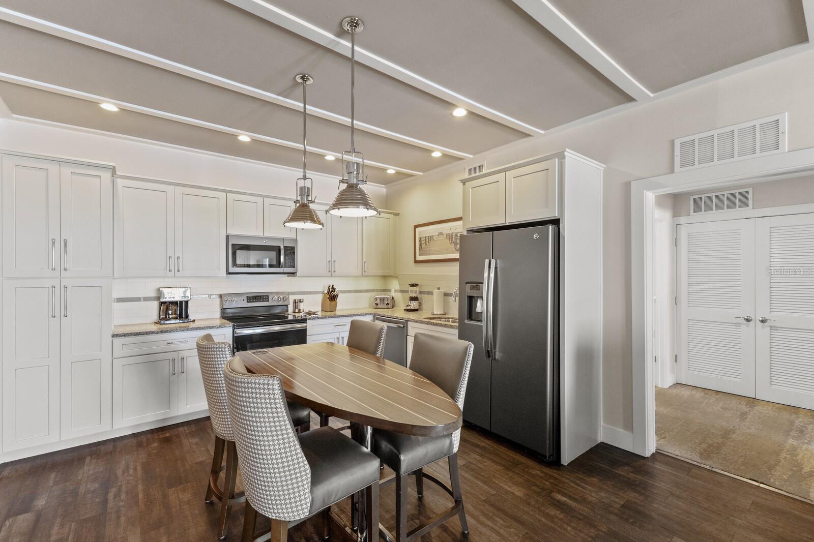 5325 MARINA DR #233, BRADENTON BEACH, FL, 34217