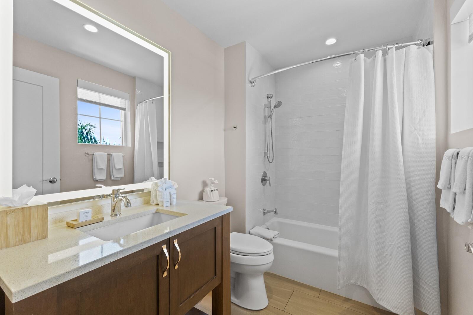 5325 MARINA DR #233, BRADENTON BEACH, FL, 34217