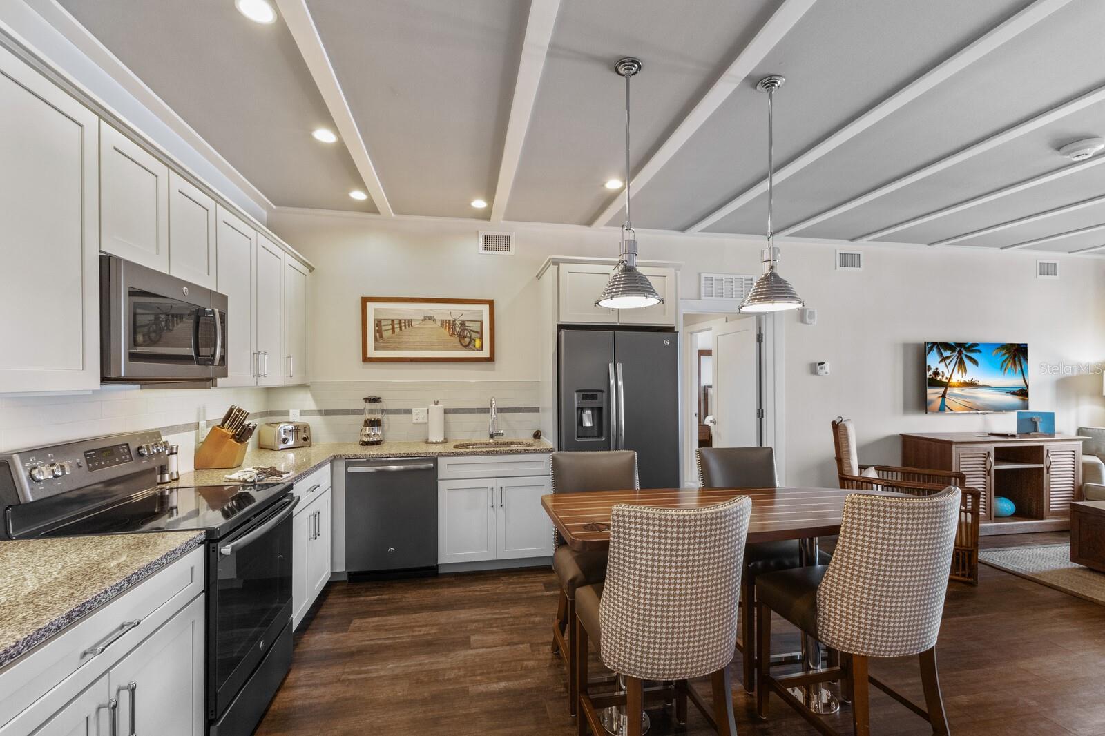 5325 MARINA DR #233, BRADENTON BEACH, FL, 34217
