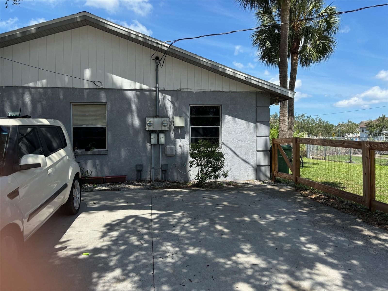 2381 LEON AVE, SARASOTA, FL, 34234