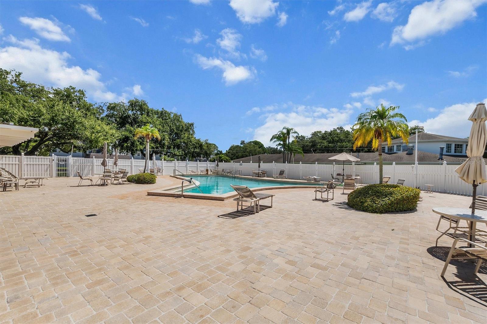 9945 47TH AVE N #110, ST PETERSBURG, FL, 33708
