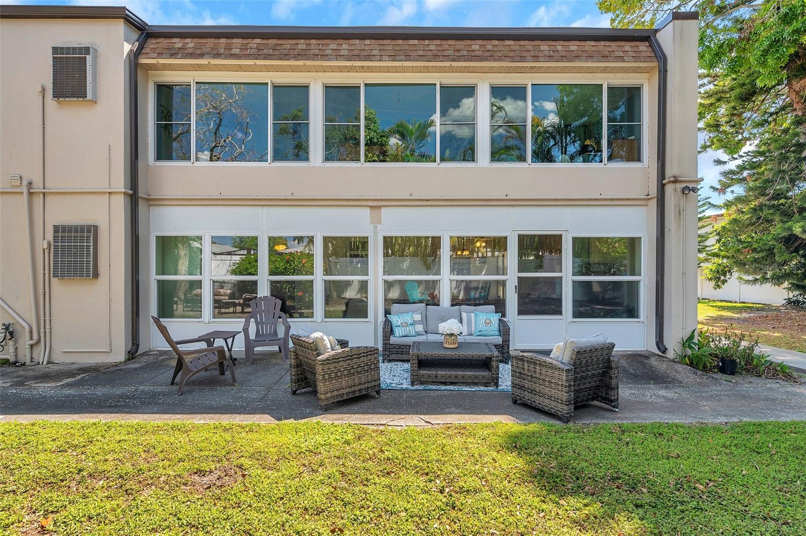 9945 47TH AVE N #110, ST PETERSBURG, FL, 33708