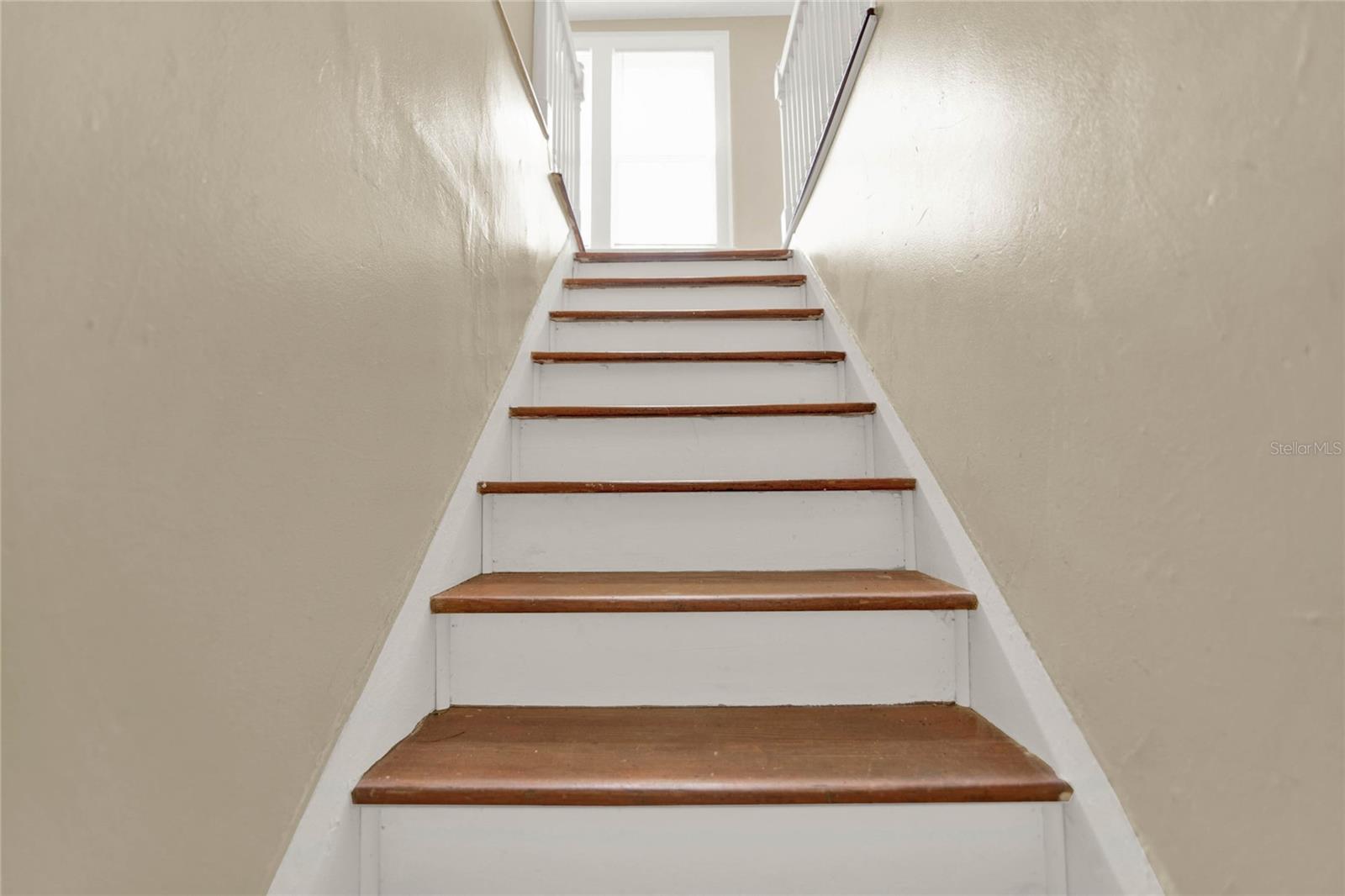 111 N STONE ST, DELAND, FL, 32720