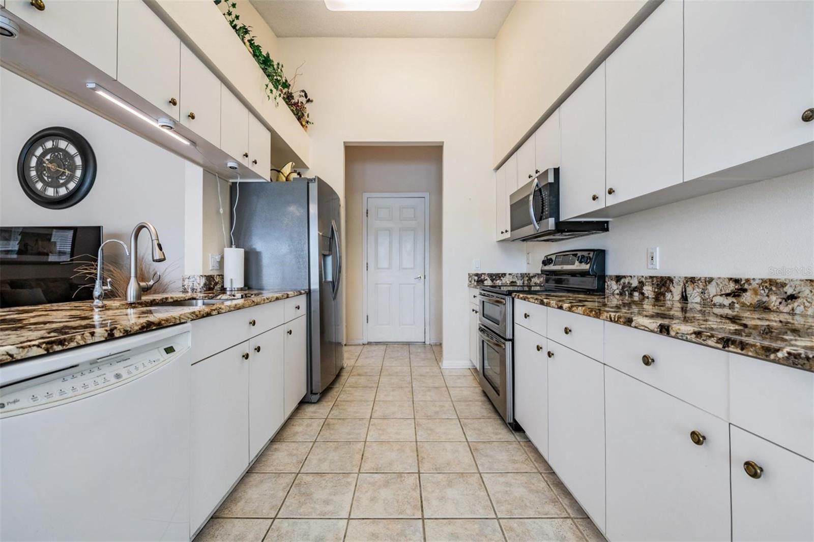 1044 BLYTH HILL CT, TRINITY, FL, 34655